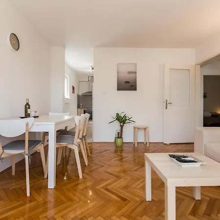 House Silvia Holiday home