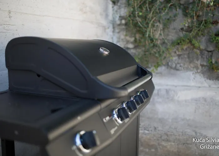 House Silvia Vikendica Grizane-Belgrad